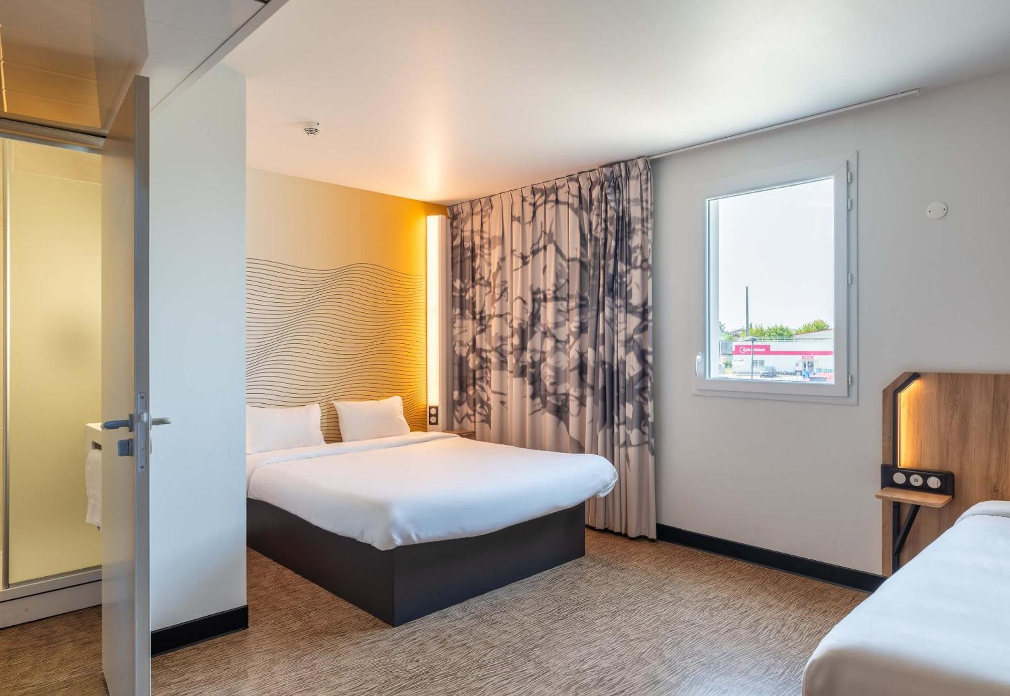 B&B Hotel Lyon Eurexpo Chassieu Exteriör bild