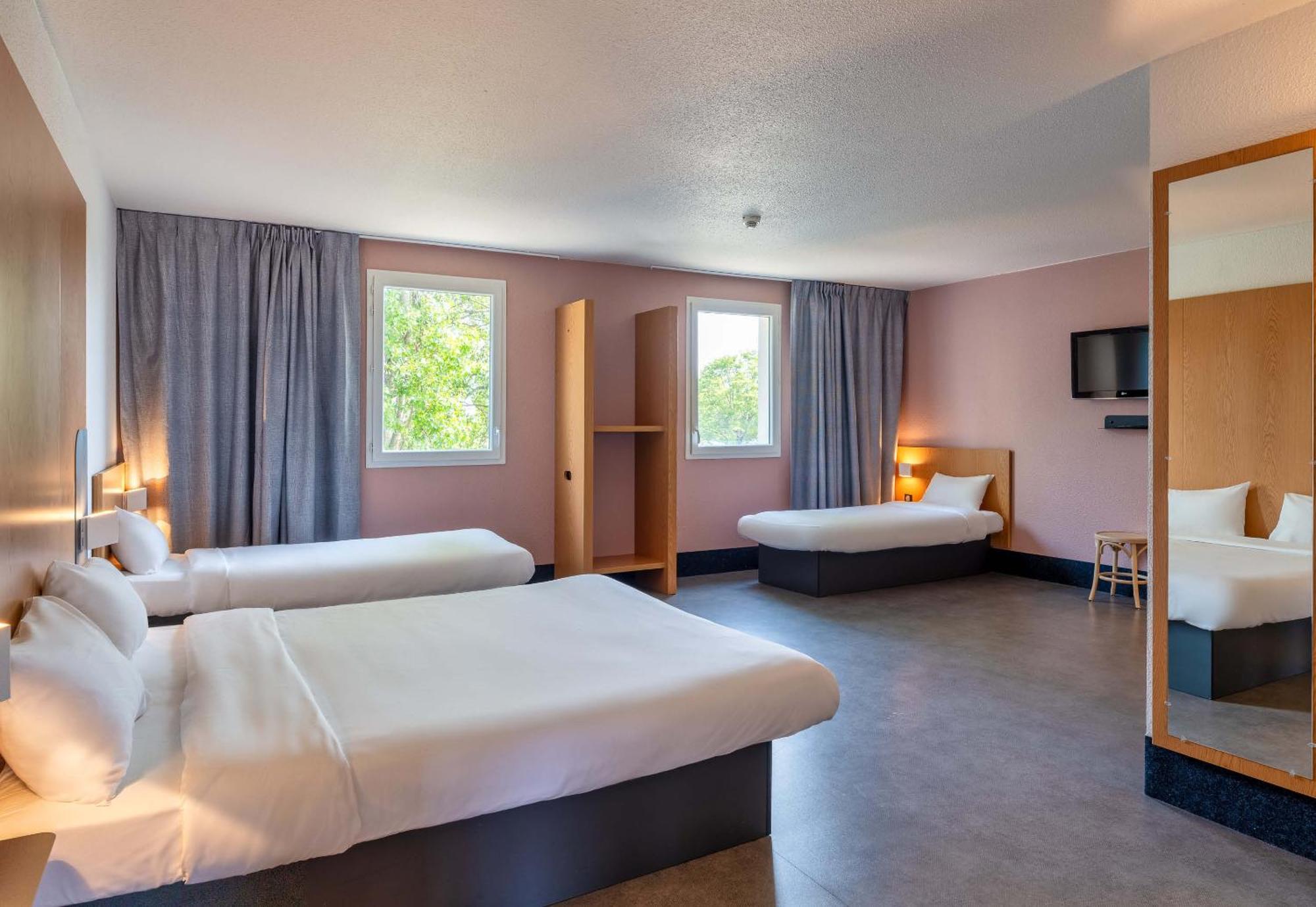 B&B Hotel Lyon Eurexpo Chassieu Exteriör bild