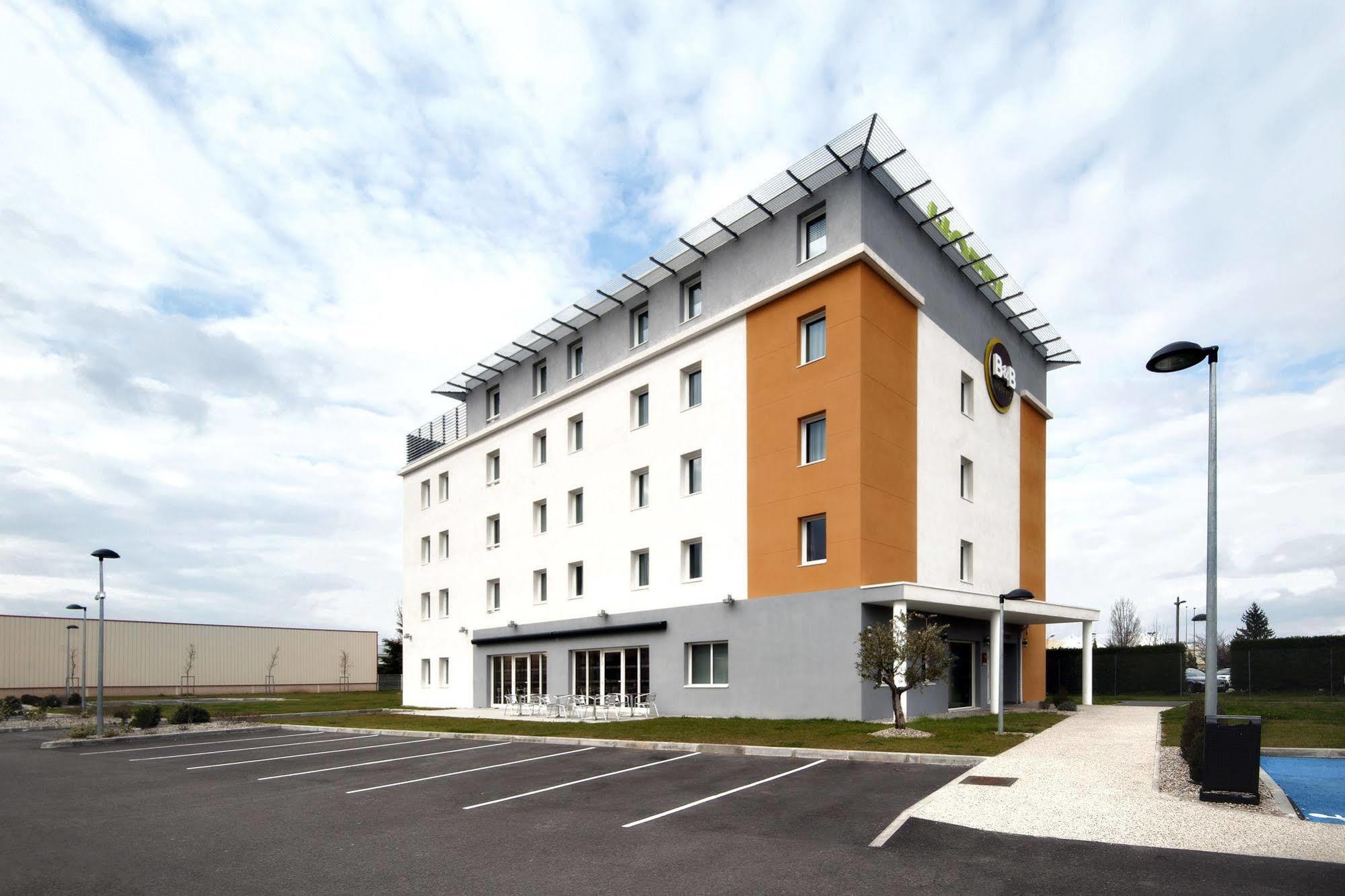 B&B Hotel Lyon Eurexpo Chassieu Exteriör bild